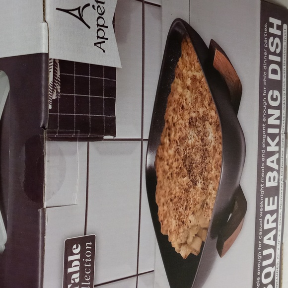 Bakeware, Oven-to-Table - Picture 5 of 5